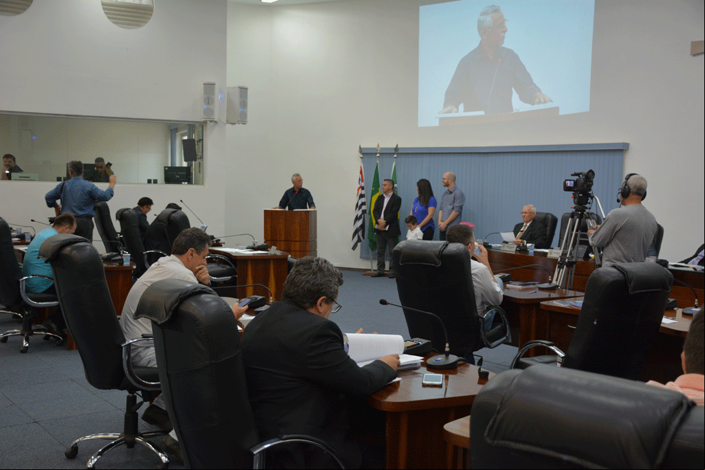 Política - Vereadores aprovam três projetos de lei na 37ª RO