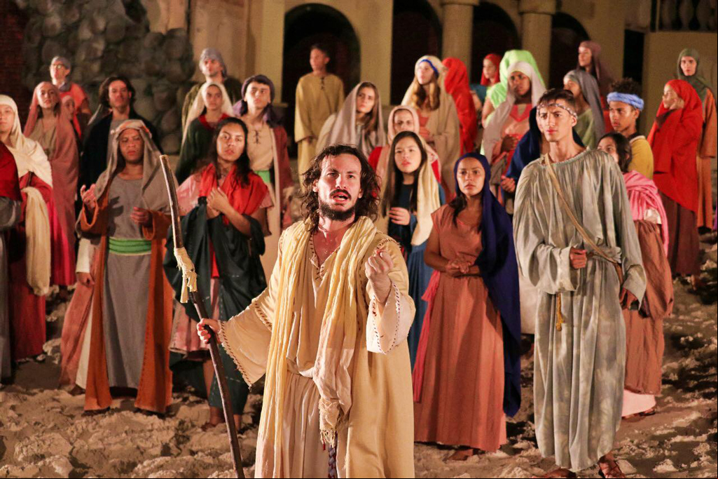 Cultura - Hoje tem pré-estreia da 22ª edição do Espetáculo Via Crucis