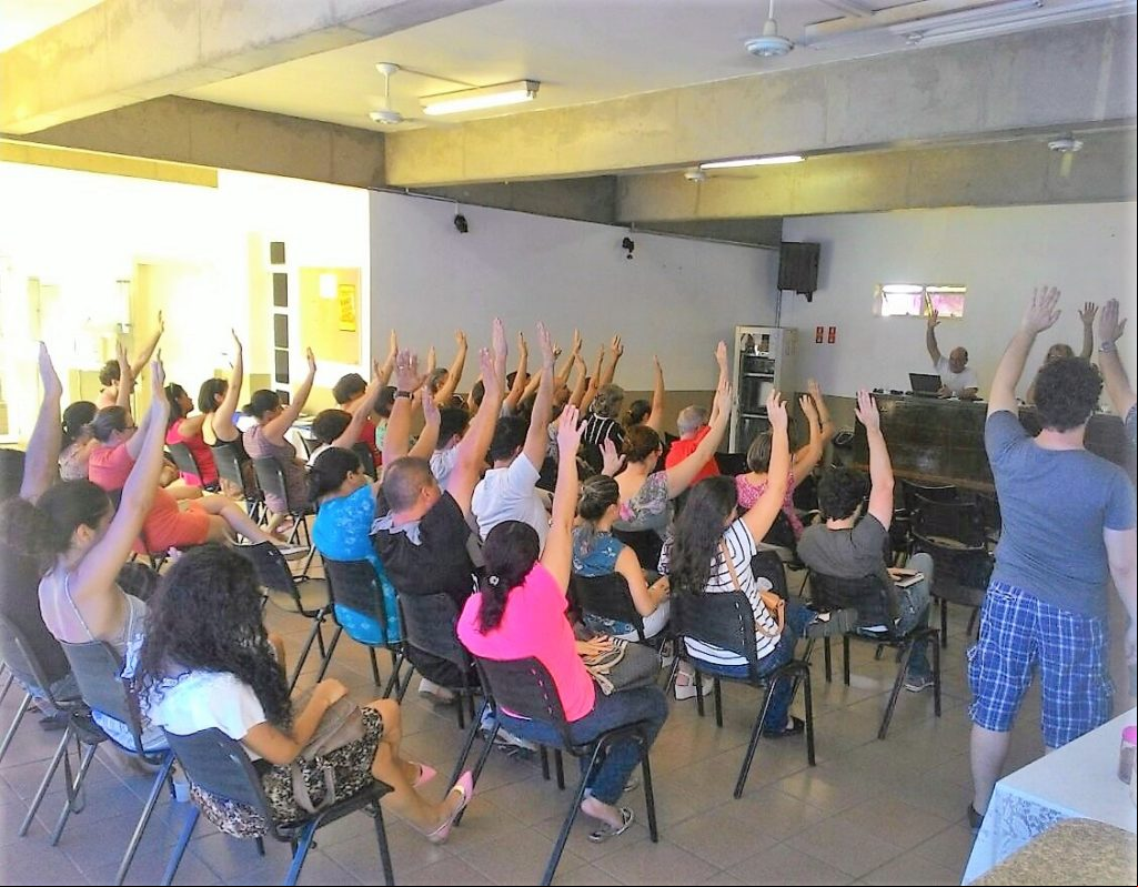 Educação - Professores rejeitam proposta patronal e ingressa com dissídio coletivo