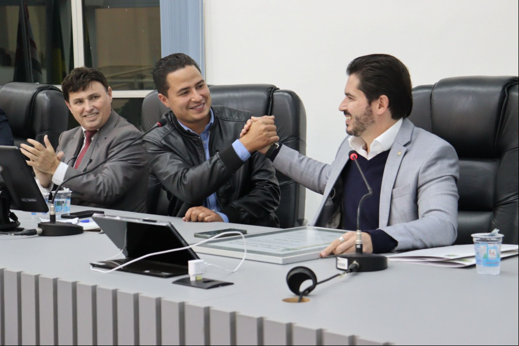 Política - União Brasil: Lançada pré-candidatura de Marcos  Fontes a deputado estadual
